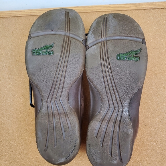 Dansko Brown SUEDE nursing Clog SHOES WOMENS - Picture 3 of 7